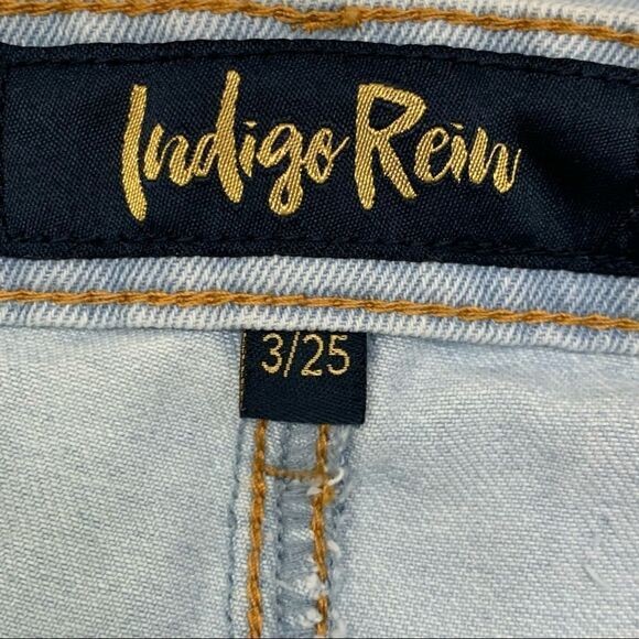 Indigo Rein Recycled Super High Rise Distressed Denim Bermuda Shorts, Size 3/25 - Picture 3 of 12